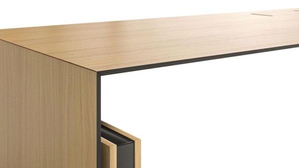 schreibtisch-wangengestell-hoehenverstellbar