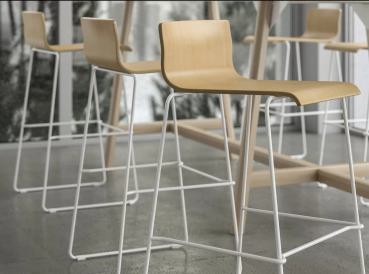 Hochstuhl-Moon-WOOD-